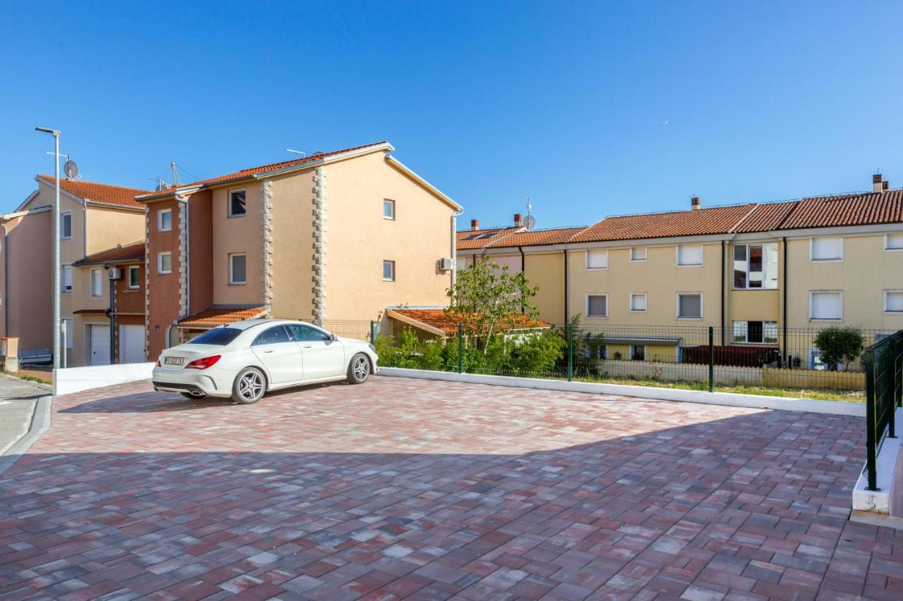 Irina Apartment Medulin Bagian luar foto