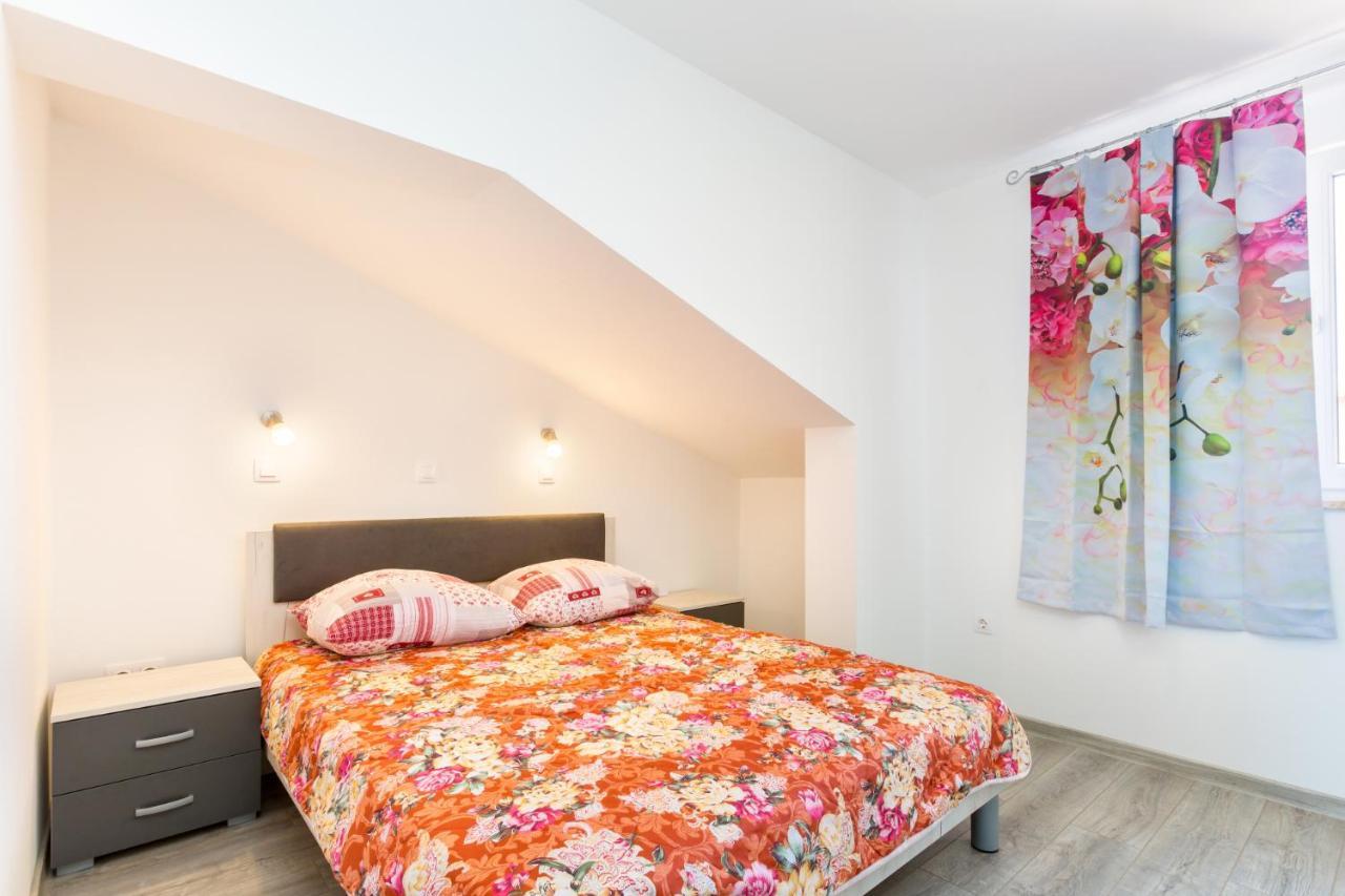 Irina Apartment Medulin Bagian luar foto