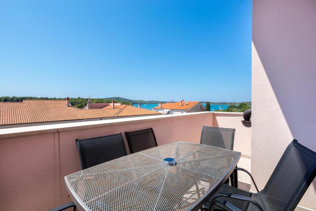 Irina Apartment Medulin Bagian luar foto